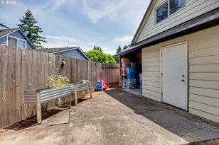 1563 NE Village Squire Ct, Gresham, OR 97030 - Photo 47