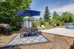 1563 NE Village Squire Ct, Gresham, OR 97030 - Photo 37