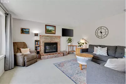 1563 NE Village Squire Ct, Gresham, OR 97030 - Photo 7