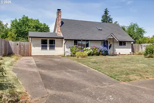 1563 NE Village Squire Ct, Gresham, OR 97030 - Photo 5