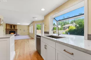 5760 Meridian Ct, Lake Oswego, OR 97035 - Photo 15