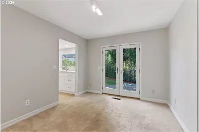 5760 Meridian Ct, Lake Oswego, OR 97035 - Photo 7