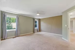 5760 Meridian Ct, Lake Oswego, OR 97035 - Photo 21