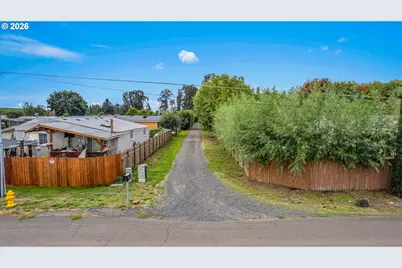 11798 NE Carl Rd, Woodburn, OR 97071 - Photo 3