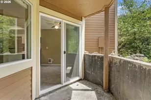 9967 SE Talbert St, Clackamas, OR 97015 - Photo 27