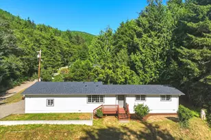 9525 NE 17th Ave, Rockaway Beach, OR 97136 - Photo 3