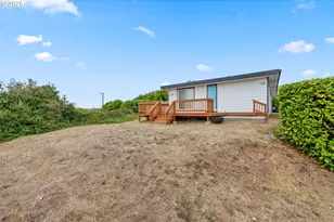 536 S Marple St, Coos Bay, OR 97420 - Photo 33