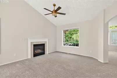 1904 NE Gibbs Cir, McMinnville, OR 97128 - Photo 13