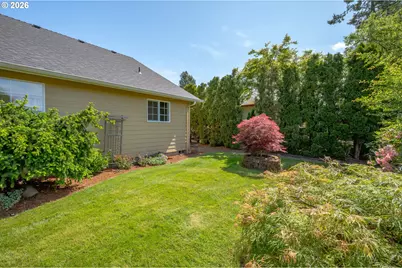 1904 NE Gibbs Cir, McMinnville, OR 97128 - Photo 41