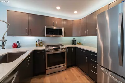 400 W 8th St #224W, Vancouver, WA 98660 - Photo 7