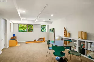 3907 SW View Point Terrace, Portland, OR 97239 - Photo 25