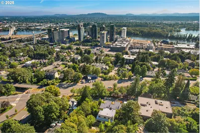 3907 SW View Point Ter, Portland, OR 97239 - Photo 35