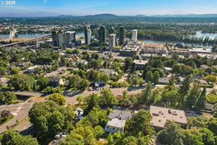 3907 SW View Point Terrace, Portland, OR 97239 - Photo 35