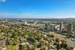 3907 SW View Point Terrace, Portland, OR 97239 - Photo 37