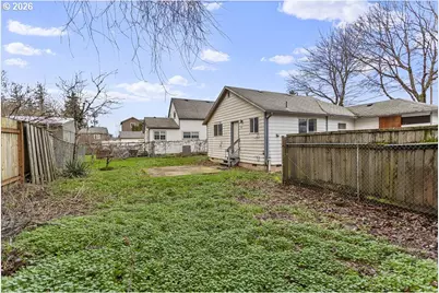 805 SE 197th Ave, Portland, OR 97233 - Photo 21