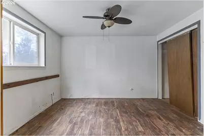 805 SE 197th Ave, Portland, OR 97233 - Photo 11