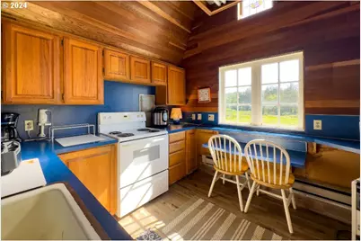 25 Fraser Rd, Tillamook, OR 97141 - Photo 45