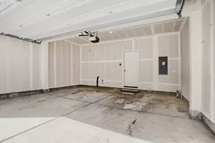 884 N 18th Ave, Cornelius, OR 97113 - Photo 25