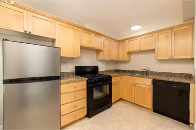 1205 SW Cardinell Dr, Portland, OR 97201 - Photo 9