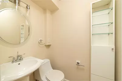 1205 SW Cardinell Dr, Portland, OR 97201 - Photo 13