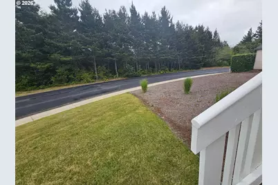 1095 SW Sailfish Loop, Waldport, OR 97394 - Photo 3