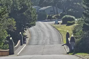 1095 SW Sailfish Loop, Waldport, OR 97394 - Photo 3