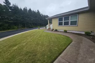 1095 SW Sailfish Loop, Waldport, OR 97394 - Photo 7
