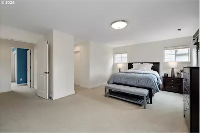 6042 NE Whitewood Dr, Hillsboro, OR 97124 - Photo 15