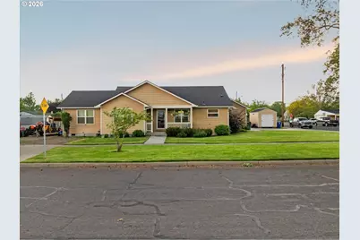 3010 5th St, Baker City, OR 97814 - Photo 5