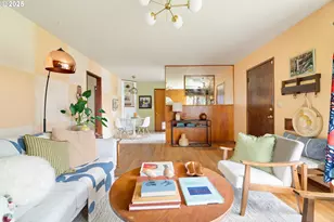 10202 N Buchanan Ave, Portland, OR 97203 - Photo 9