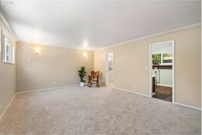 975 E 44th Ave, Eugene, OR 97405 - Photo 27