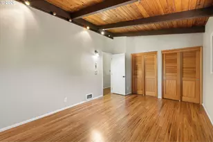 975 E 44th Ave, Eugene, OR 97405 - Photo 21