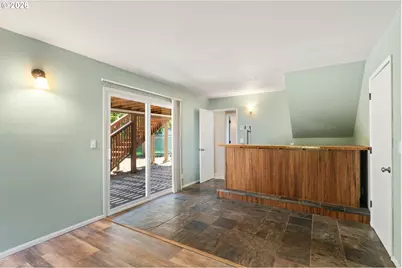 975 E 44th Ave, Eugene, OR 97405 - Photo 33