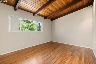975 E 44th Ave, Eugene, OR 97405 - Photo 19