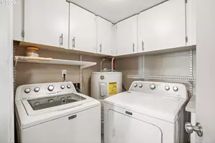 6665 W Burnside St, Portland, OR 97210 - Photo 31