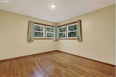 13624 NE Glisan St, Portland, OR 97230 - Photo 17