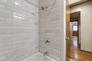13624 NE Glisan St, Portland, OR 97230 - Photo 21
