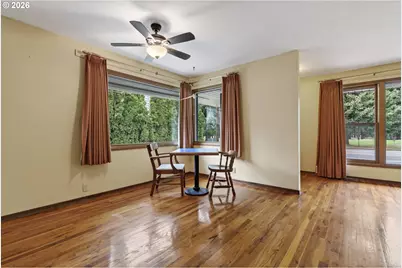13624 NE Glisan St, Portland, OR 97230 - Photo 9
