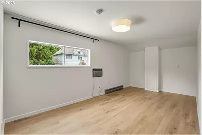 7934 N Hurst Ave, Portland, OR 97203 - Photo 31