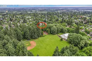 7934 N Hurst Ave, Portland, OR 97203 - Photo 43