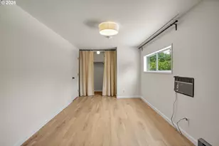 7934 N Hurst Ave, Portland, OR 97203 - Photo 33