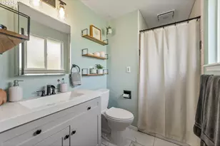 808 NE Craig St, Myrtle Creek, OR 97457 - Photo 15