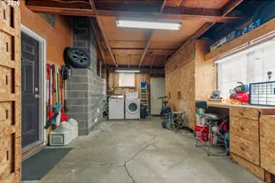 808 NE Craig St, Myrtle Creek, OR 97457 - Photo 23