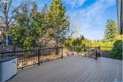 511 SE 15th St, Gresham, OR 97080 - Photo 31