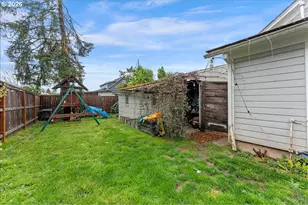 2321 26th Ave, Forest Grove, OR 97116 - Photo 9