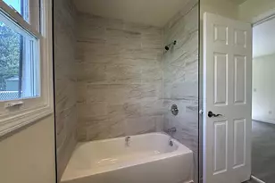 16720 SE Clinton St, Portland, OR 97236 - Photo 15
