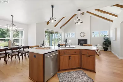 2153 Majestic Pl, Eugene, OR 97403 - Photo 15