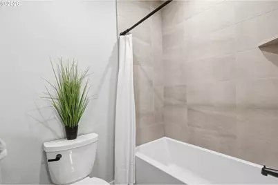 2153 Majestic Pl, Eugene, OR 97403 - Photo 35