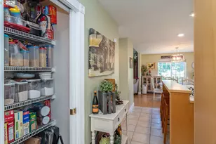 600 SE Parkway Dr, Winston, OR 97496 - Photo 11