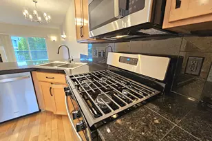 7867 NE Kian Ln, Beaverton, OR 97006 - Photo 9
